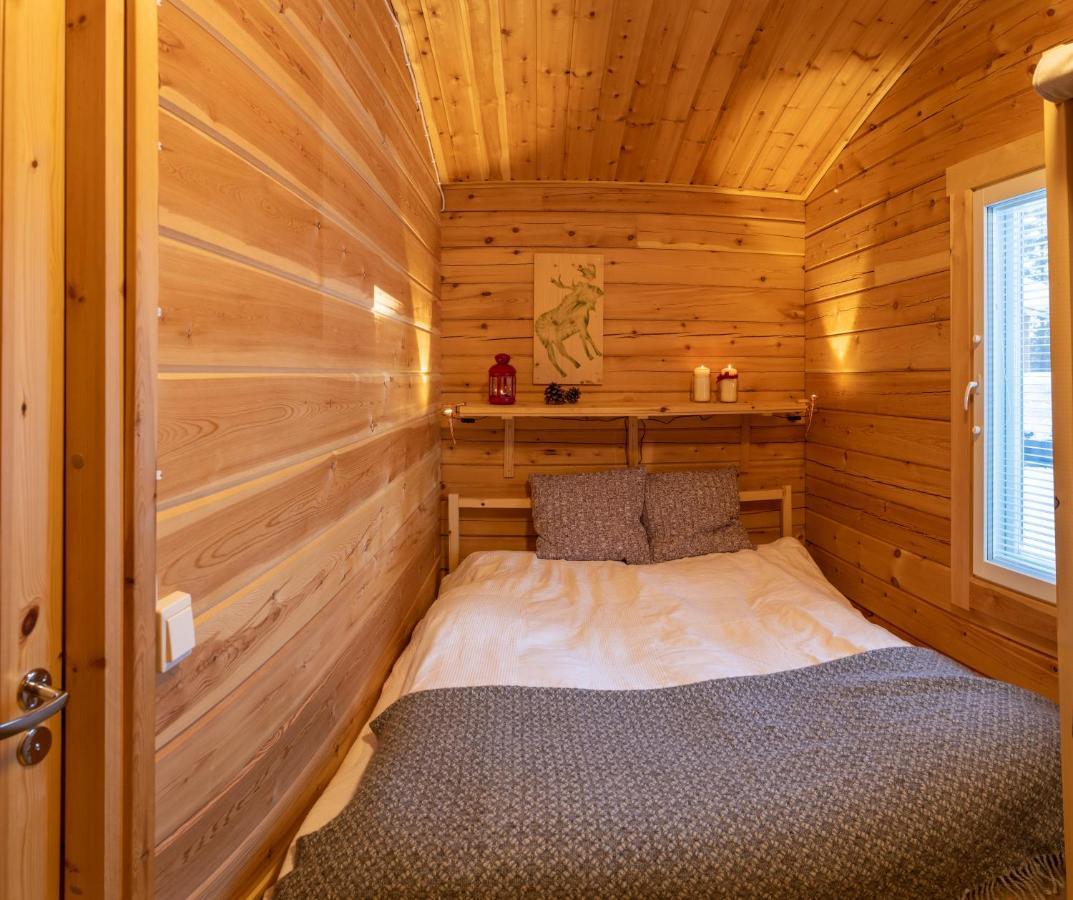 Moekki - The White Blue Wilderness Lodge Инари Экстерьер фото