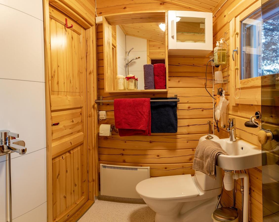 Moekki - The White Blue Wilderness Lodge Инари Экстерьер фото
