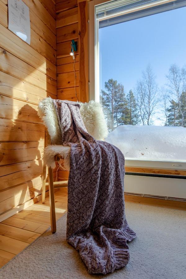 Moekki - The White Blue Wilderness Lodge Инари Экстерьер фото